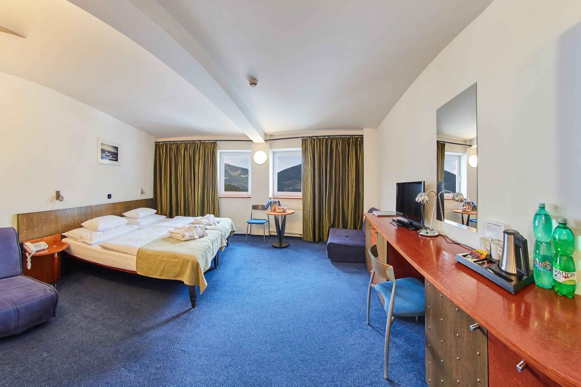 Hotel Horizont Пец-под-Снежкой Экстерьер фото