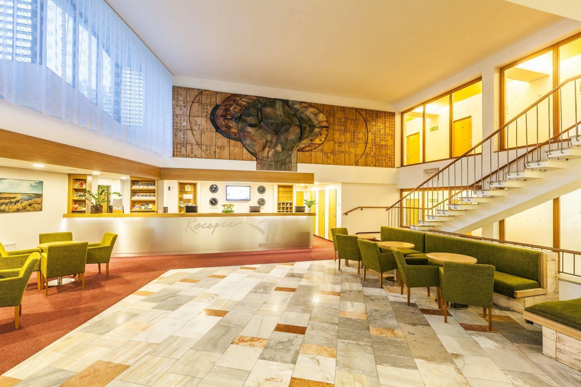 Hotel Horizont Пец-под-Снежкой Экстерьер фото